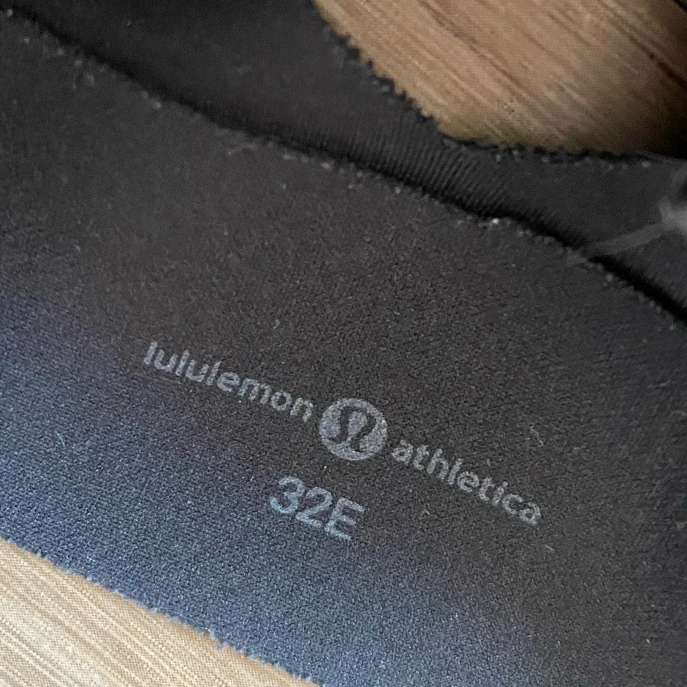 Lululemon Energy Sports Bra
